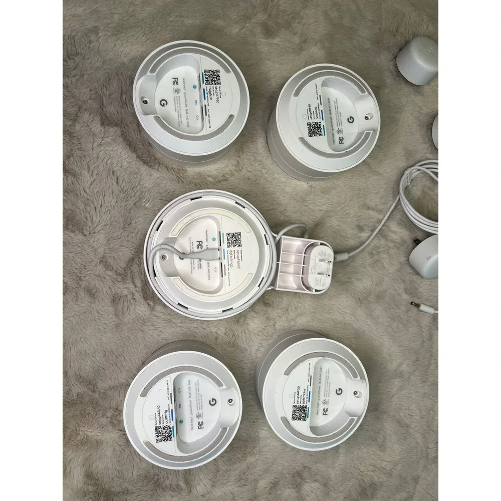Google WiFi AC-1304 Mesh System 5-Pack with Wall Mount White